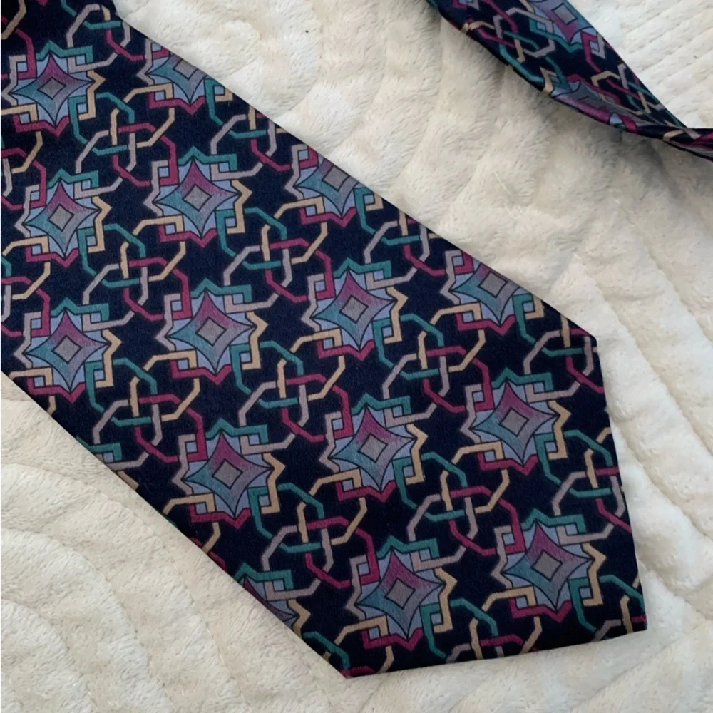 Zylos George Machado Italian Silk Navy Blue Patterned Tie